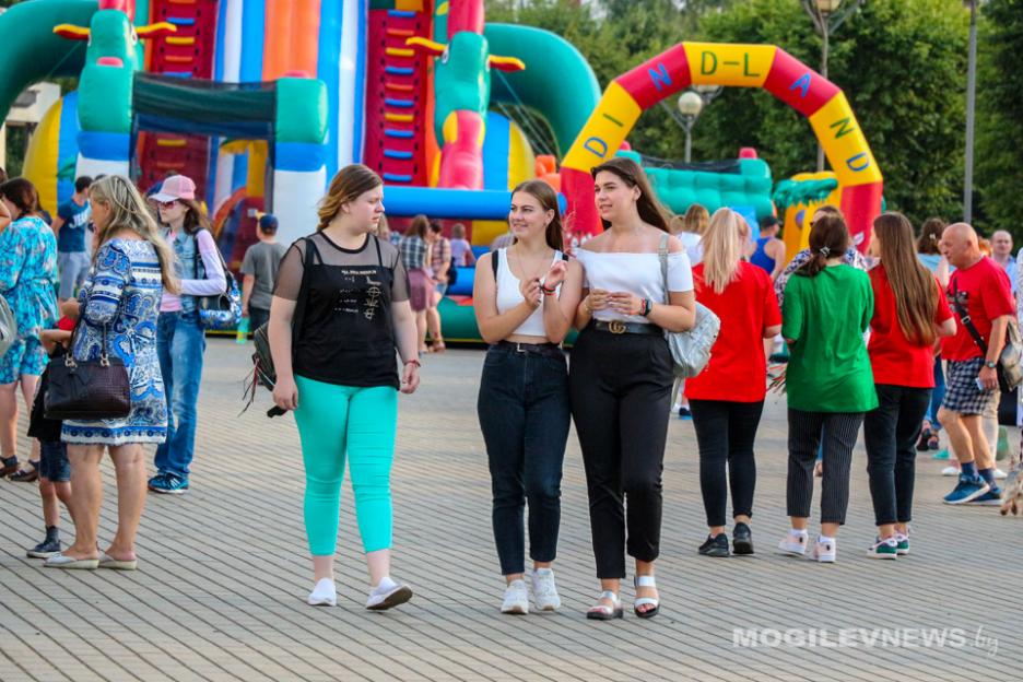 Праздник «Страна детства» прошел в Могилеве. Фото