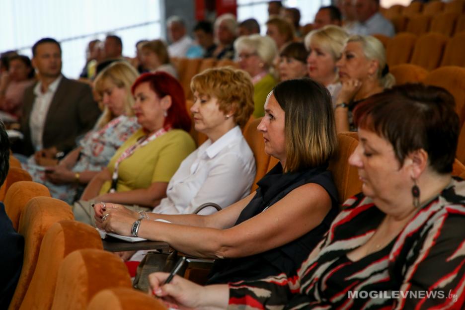 Председатель РОО «Белая Русь» встретился с активом организации Могилевской области. Фото