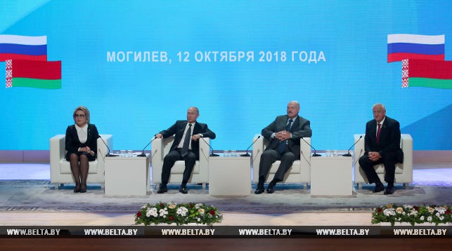 "Это сотни тысяч рабочих мест" - Лукашенко рассказал, чем важно региональное сотрудничество с Россией