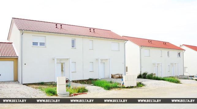 Шкловское "Домостроение" поставит новую партию деревянных домов во Францию