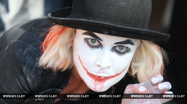 Бродячий фестиваль уличных театров отправится 19 мая в тур по Беларуси
