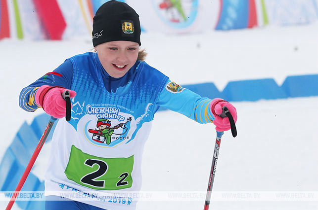 В "Раубичах" завершились соревнования по биатлону "Снежный снайпер". Фото