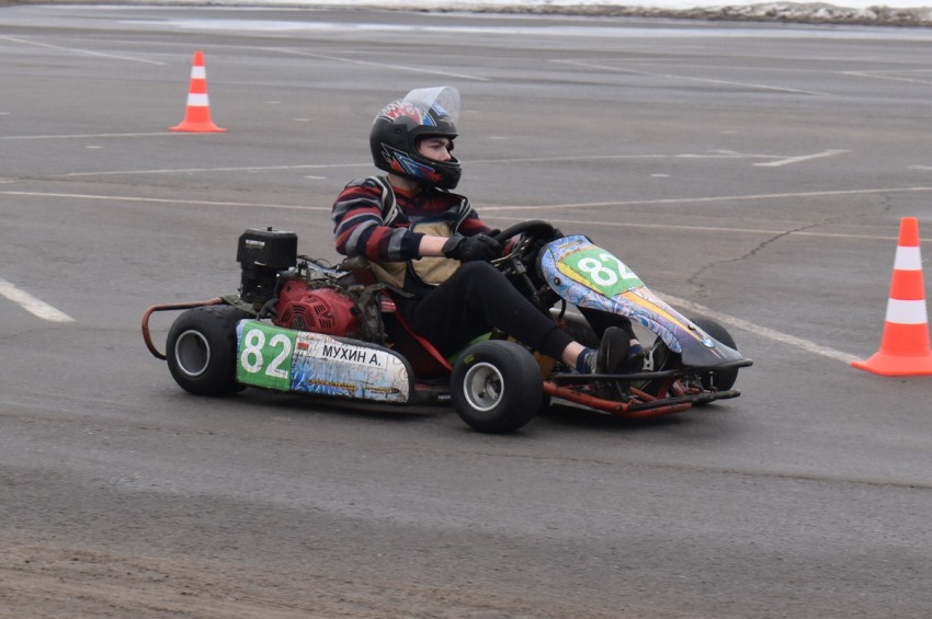 Бобруйчане снова стали первыми в областных соревнованиях по картингу