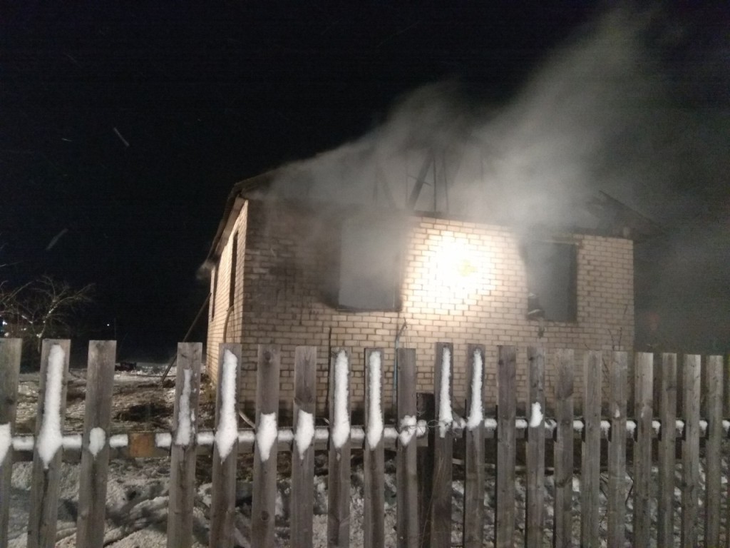 Три человека погибли при пожаре в Дрибинском районе