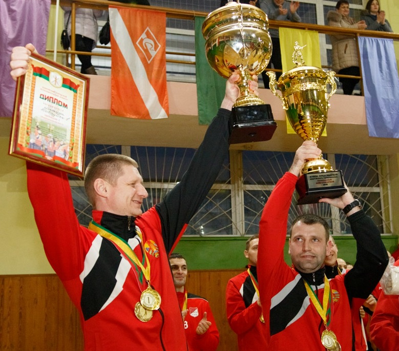 Кубок мэра на турнире среди подразделений пожарных-спасателей завоевали бобруйчане