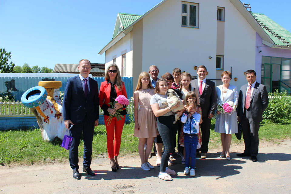 ОАО «АСБ Беларусбанк» в Международный День защиты детей дарит улыбки