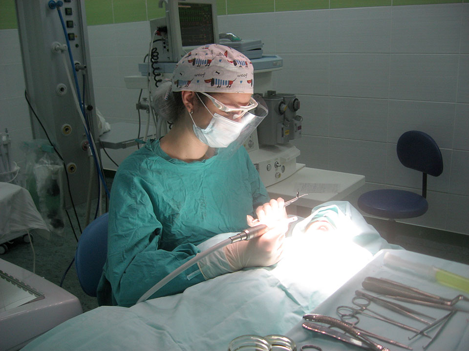 Стоматологическое оборудование приобретено Могилевской областной детской больницей