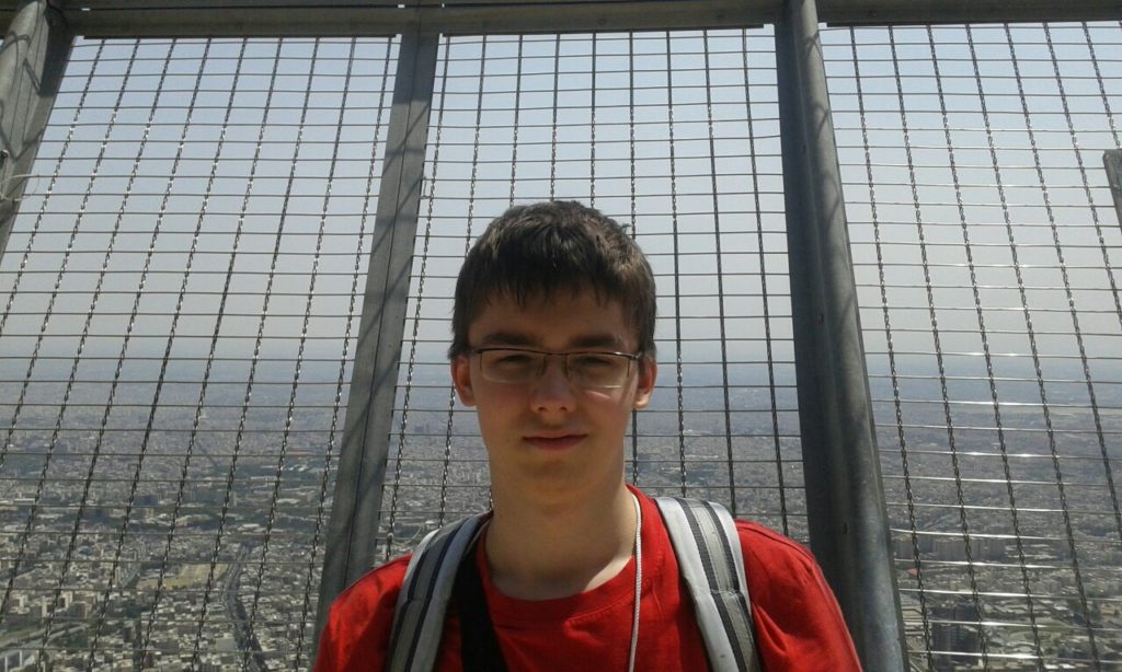 Выпускник могилевской гимназии №2 завоевал золото на Международной олимпиаде по информатике в Японии