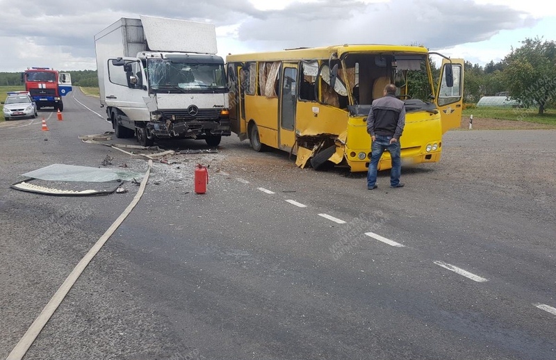 Автобус в Мстиславском районе не уступил дорогу «Мерседесу», пострадала 78-летняя пассажирка