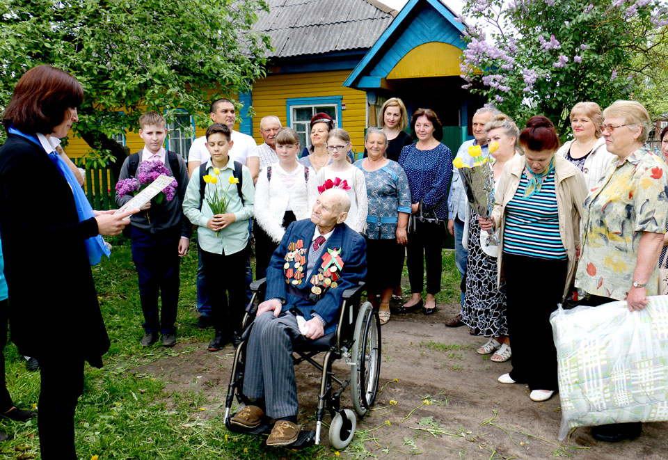 Столетний юбилей  отметил ветеран войны из Климович