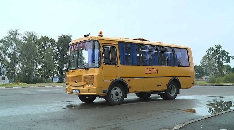 Школьный автопарк Могилевской области пополнили 10 новых автобусов. Видео