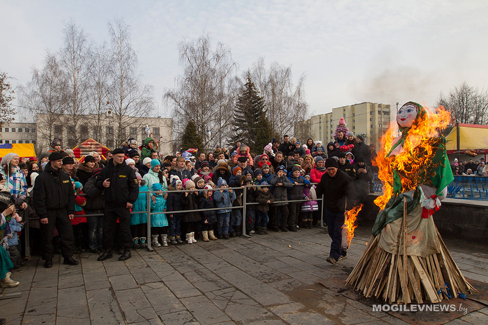 Народный праздник «Масленица» пройдет в сквере 40-летия Победы