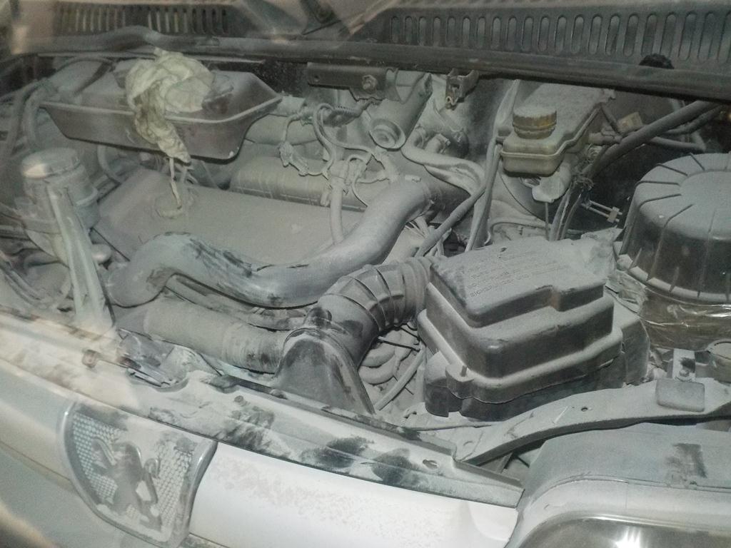 «Пежо Боксер» горел на улице в Бобруйске