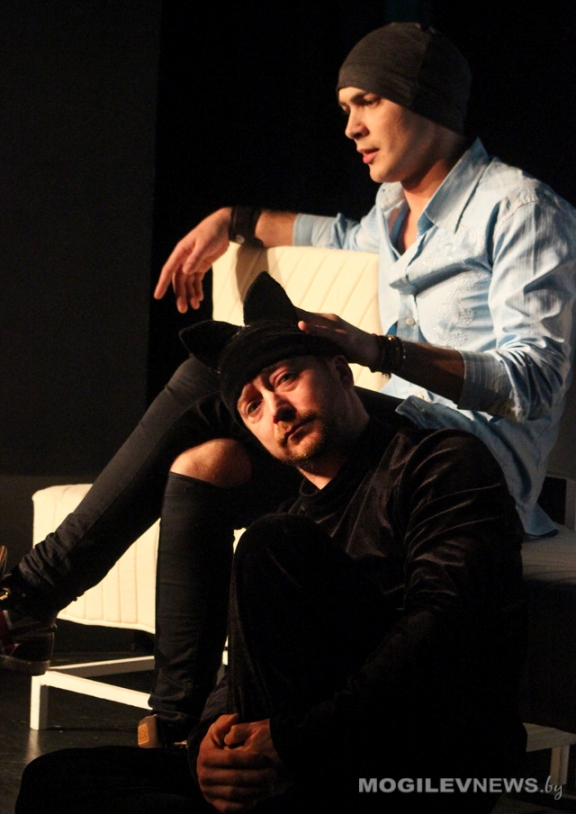 Актер могилевского драмтеатра удостоен приза Международного фестиваля за «Лучшую мужскую роль»