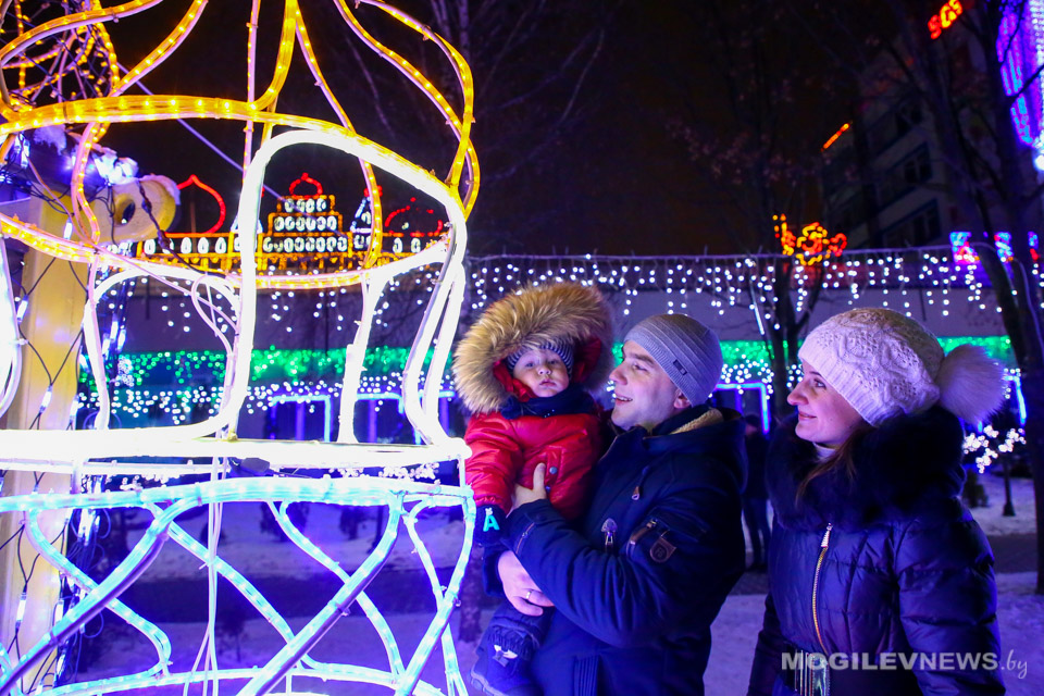 Могилев готовится к встрече 2019 года. Фото