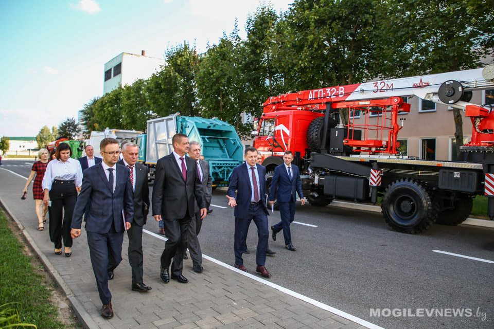 Председатель Могилевского облисполкома посетил "Могилевтрансмаш". Фото