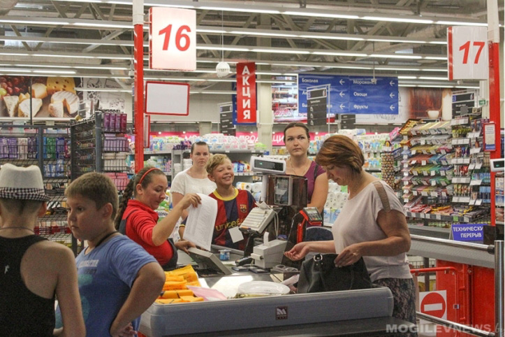 Почти 70% составила доля продаж отечественных товаров в розничном товарообороте в 2017 году