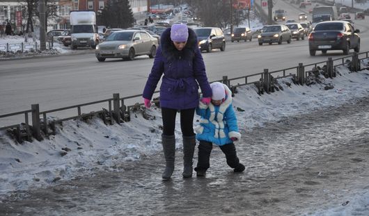 Об опасности гололеда предупреждает МЧС
