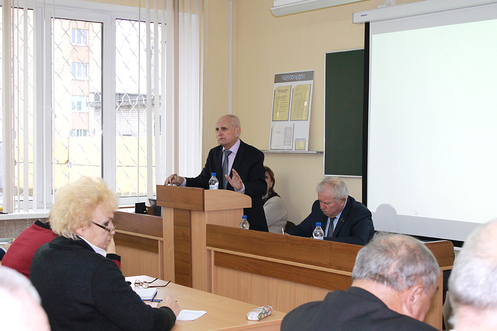 В Могилеве прошел выездной президиум Совета ветеранов области