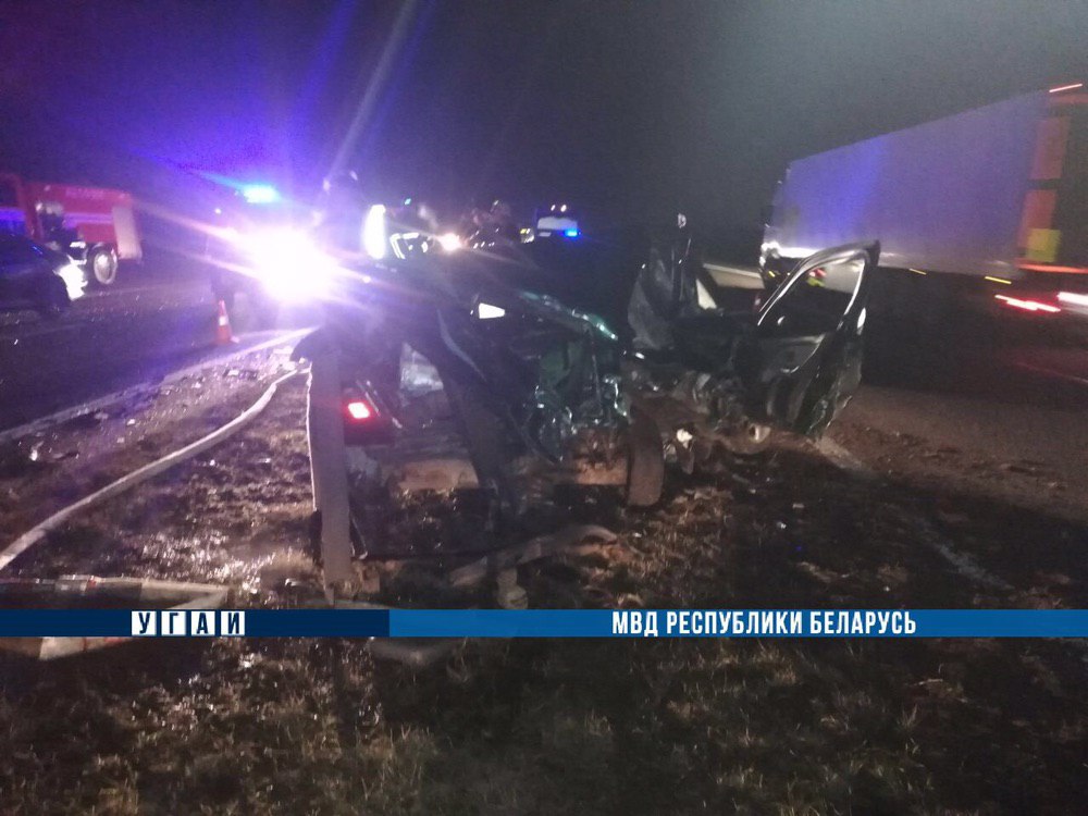 Житель Бобруйска попал в ДТП по дороге из аэропорта, погибла пассажирка