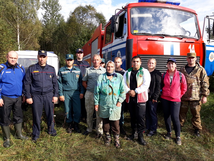 72-летняя могилевчанка заблудилась в лесу и провела ночь на болоте