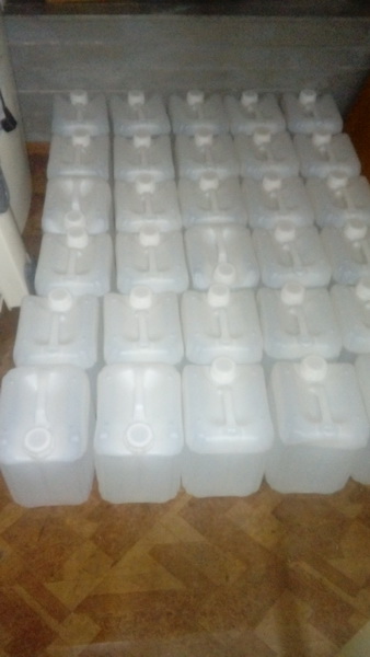 Бобруйчанин перевозил в автомобиле 10-литровые канистры со спиртом