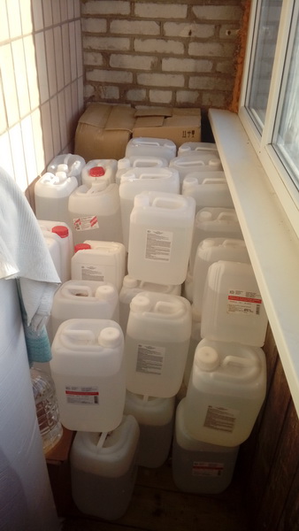 Свыше 50 канистр с этиловым спиртом изъяли у бобруйчанки