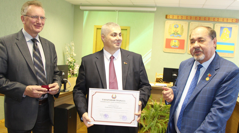 Председатель белыничского СПК «Колхоз «Родина» награжден Почетной грамотой Национального собрания