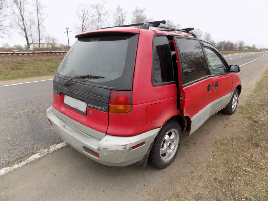 Пьяный житель Шклова угнал машину у приятеля