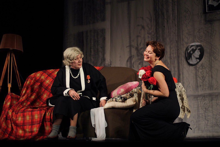 Санкт-Петербургский театр привезет в Бобруйск спектакль о Раневской