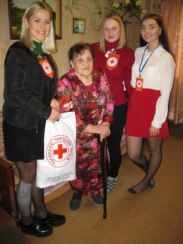 Благотворительная кампания Красного Креста «Забота» проходит в Могилеве