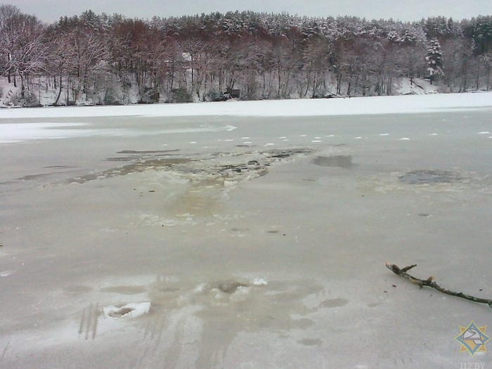 Рыбак провалился под лед на Чигиринском водохранилище