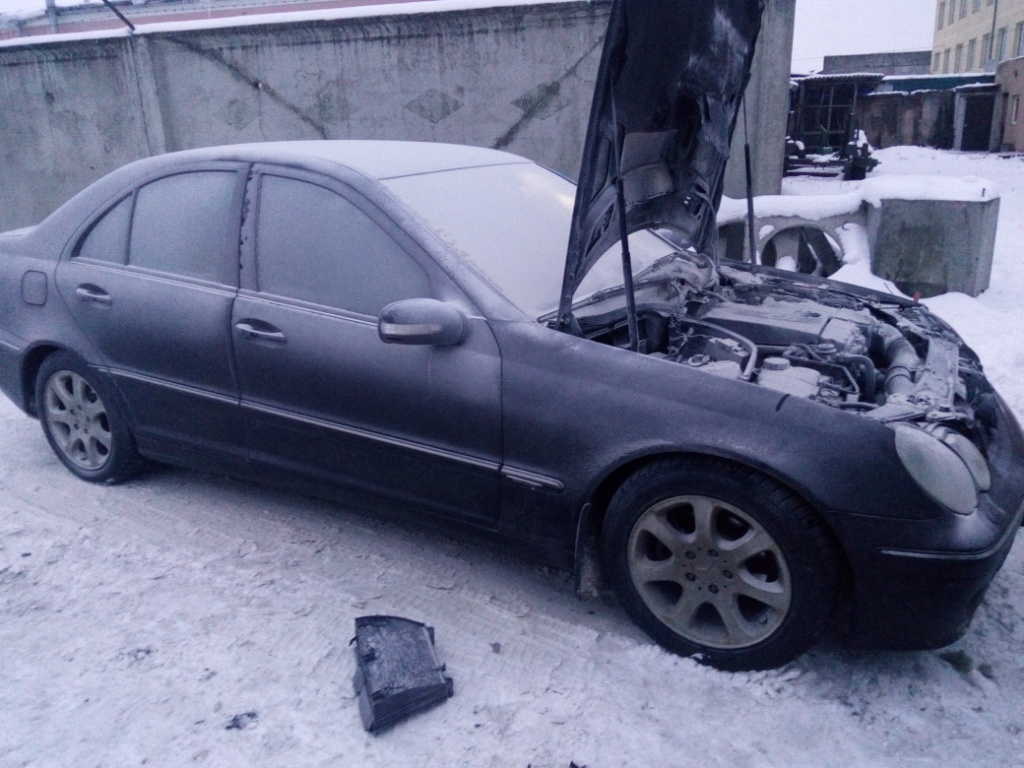 «Мерседес» горел в Могилеве