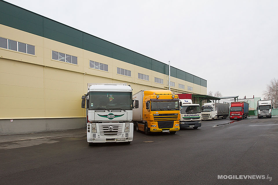 40% областного экспорта услуг приходится на транспортную отрасль