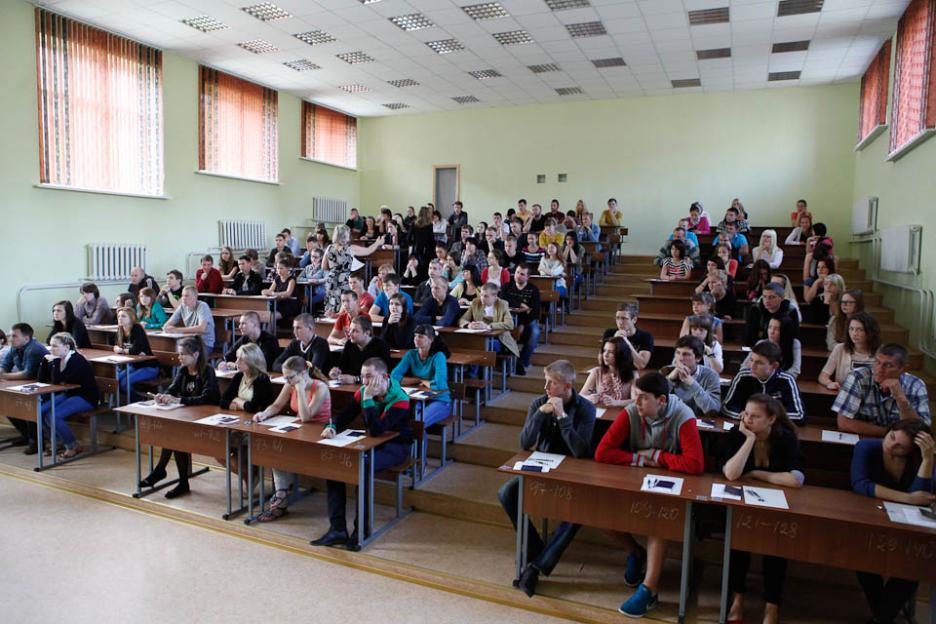 Второй этап репетиционного тестирования проходит в Могилевской области