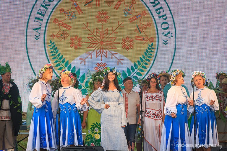 Управление торговли начало принимать заявки на торговое обслуживание праздника «Александрия собирает друзей»