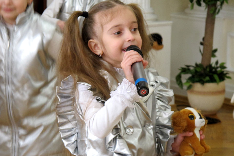 Концерт местных артистов состоится 25 декабря на площади Звезд