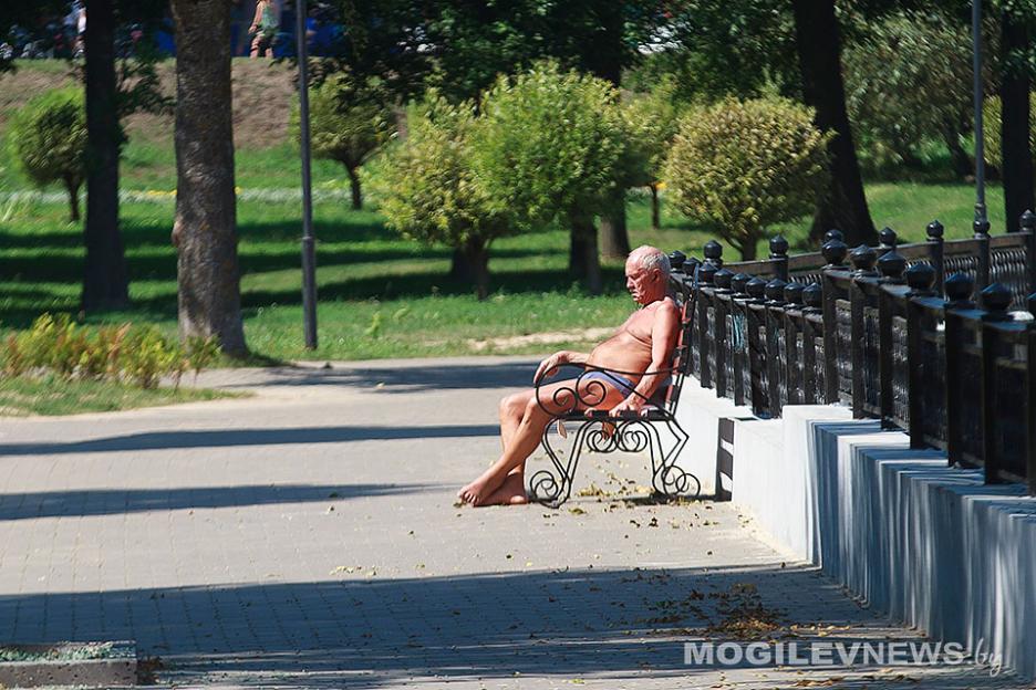 Погода на выходные: жарко и в ожидании гроз