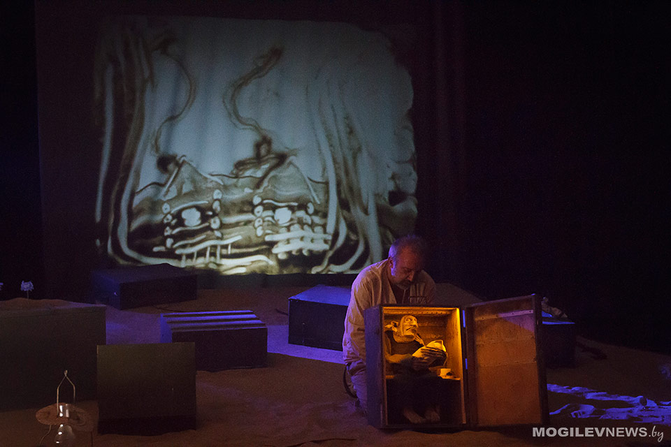 «Синяя-синяя» Могилевского театра кукол стал лауреатом фестиваля моноспектаклей