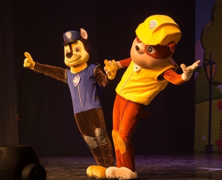 Спектакль c ростовыми куклами покажут для детей  27 октября в областном центре творчества