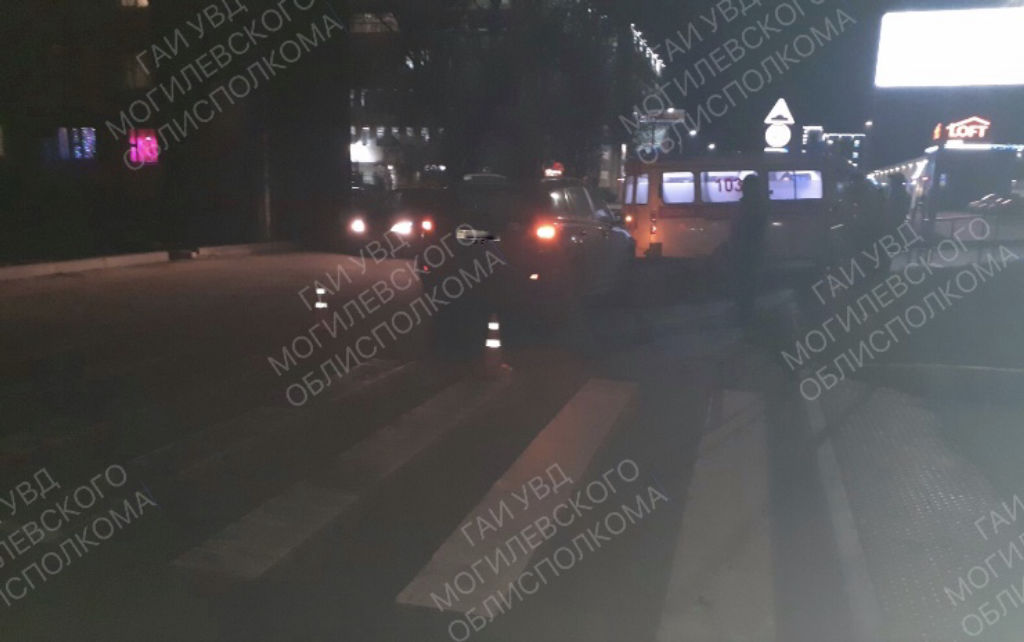 «Тойота» в Могилеве  сбила на переходе пенсионерку