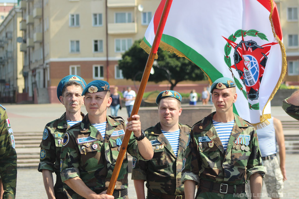 День десантников в Могилеве отметят митингами, возложением цветов и концертной программой