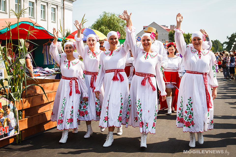 Отметить Международный день родного языка приглашают отметить могилевчан библиотеки города 21 февраля