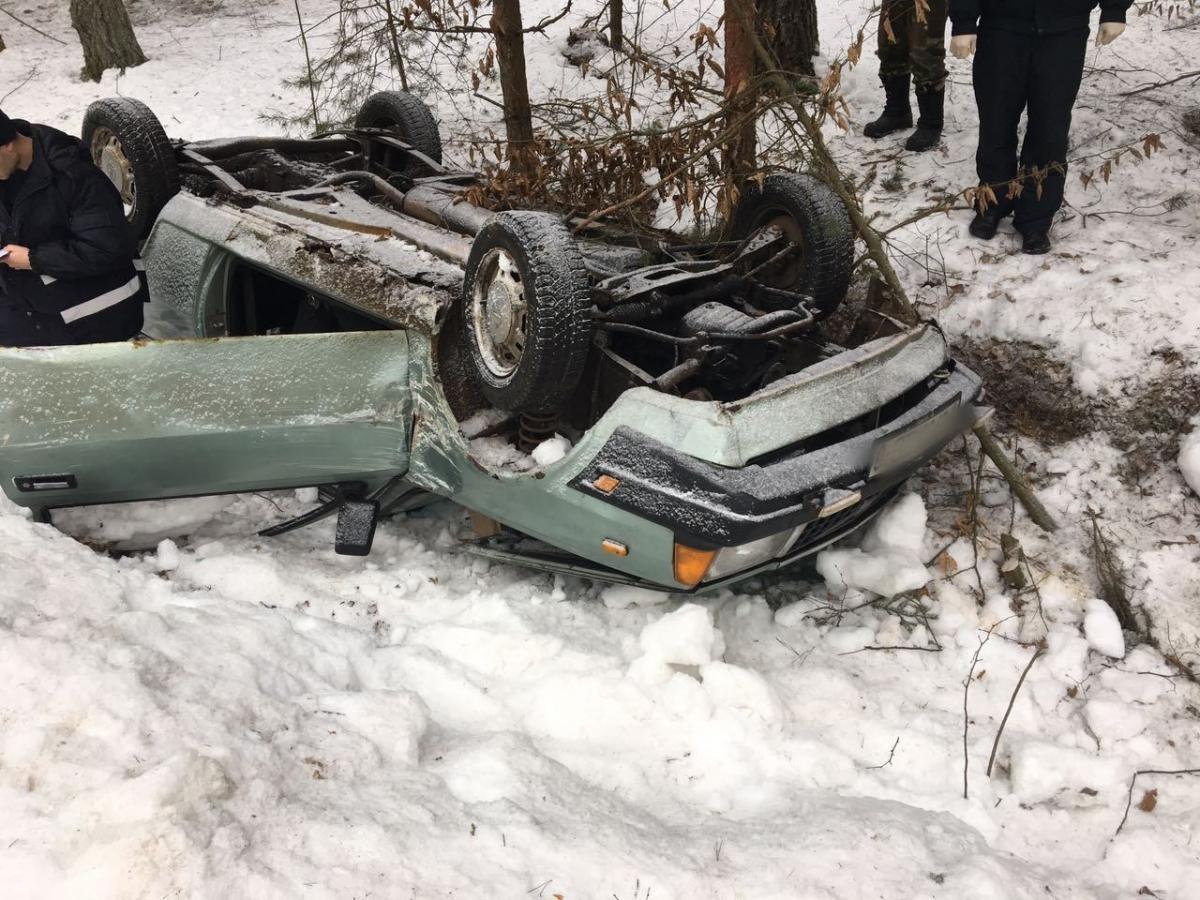 «Вольво» опрокинулся в Бобруйском районе, водитель погиб