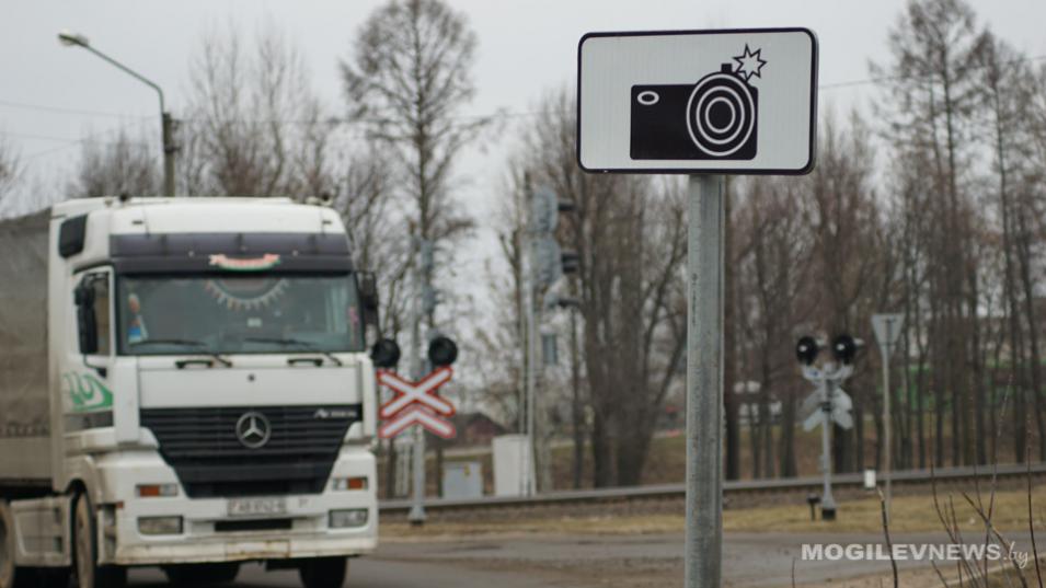 О местах установки датчиков контроля скорости с 12 по 25 августа рассказали в ГАИ