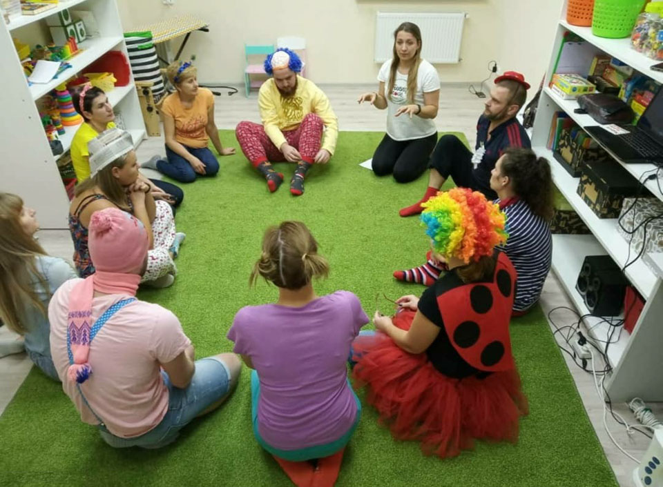 «Больничные клоуны» проводят бесплатные курсы обучения своему ремеслу