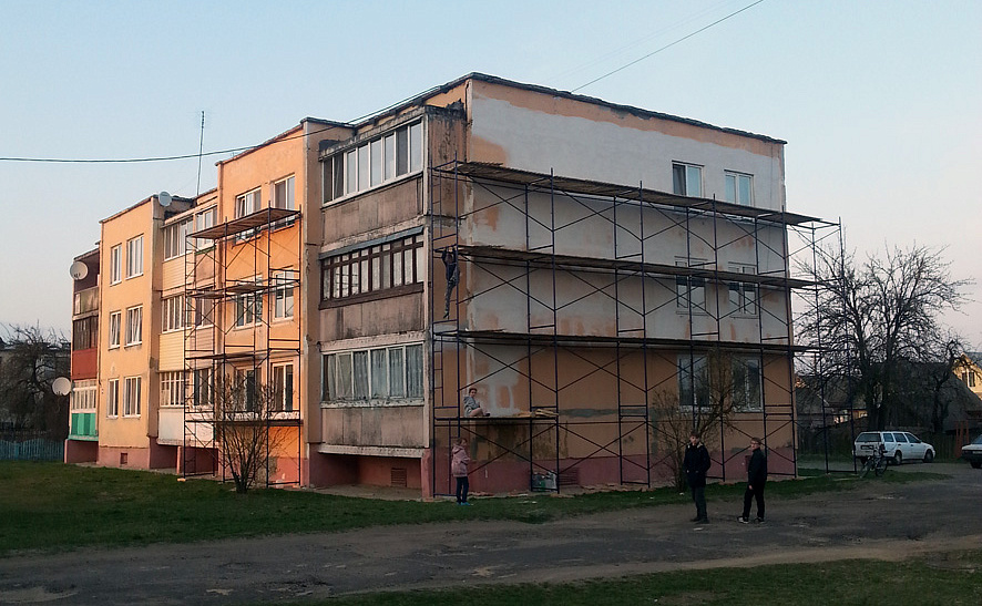 Сотрудник прокуратуры Глусского района предотвратил угрозу жизни и здоровью детей. Фото