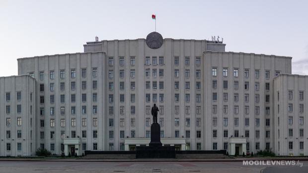 Почти 1,1 тысячи обращений поступило на субботние «прямые линии» Могоблисполкома в 2017 году