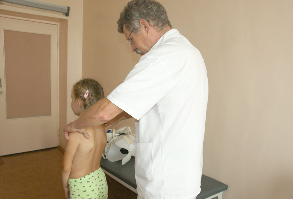 Перед началом учебного года увеличивается число пациентов со сколиозом