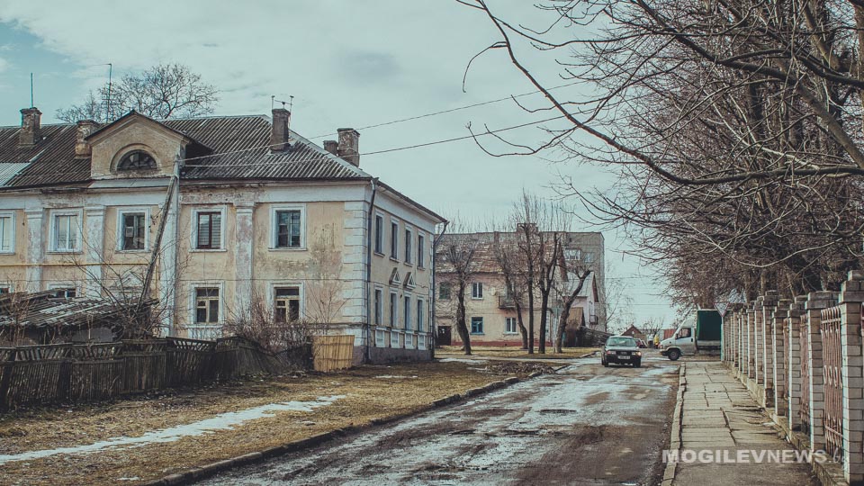 Двухэтажные дома довоенной постройки по улице Менжинского в Могилеве планируют снести